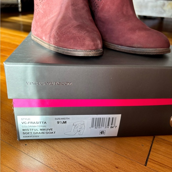 Vince Camuto booties - Picture 4 of 4